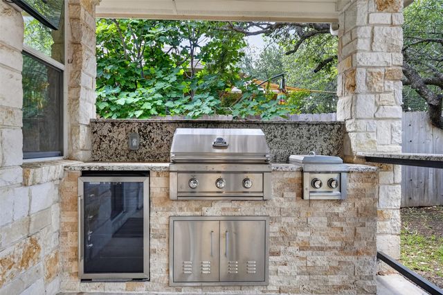11028 Cherisse DR, Austin, TX 78739