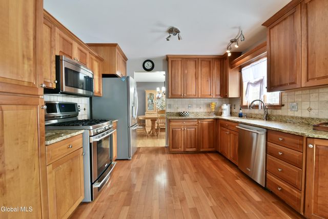 141 Eccles Drive, Perth, NY 12086