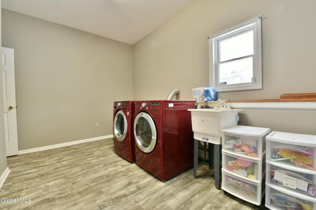 141 Eccles Drive, Perth, NY 12086