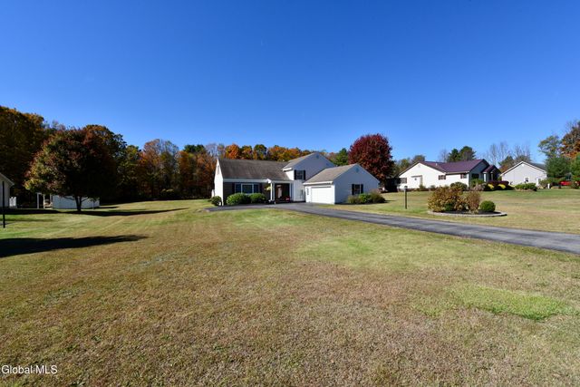 141 Eccles Drive, Perth, NY 12086