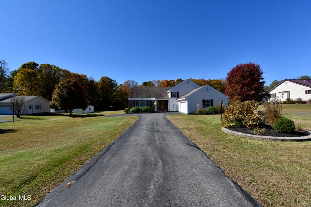 141 Eccles Drive, Perth, NY 12086