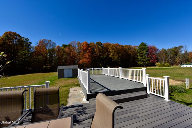 141 Eccles Drive, Perth, NY 12086