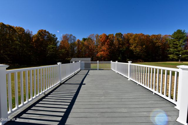 141 Eccles Drive, Perth, NY 12086