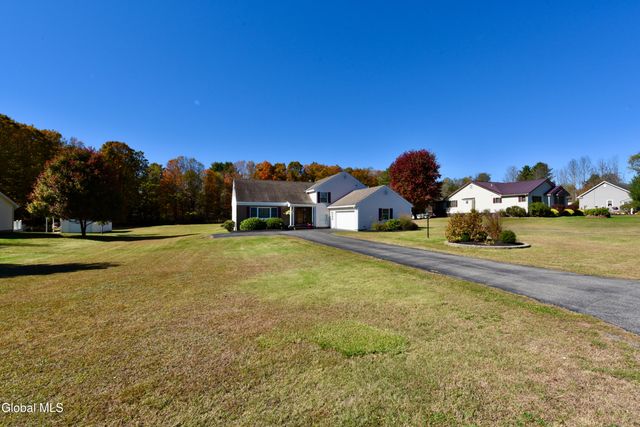 141 Eccles Drive, Perth, NY 12086