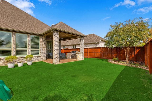 9308 Pecan Woods Trail, Argyle, TX 76226