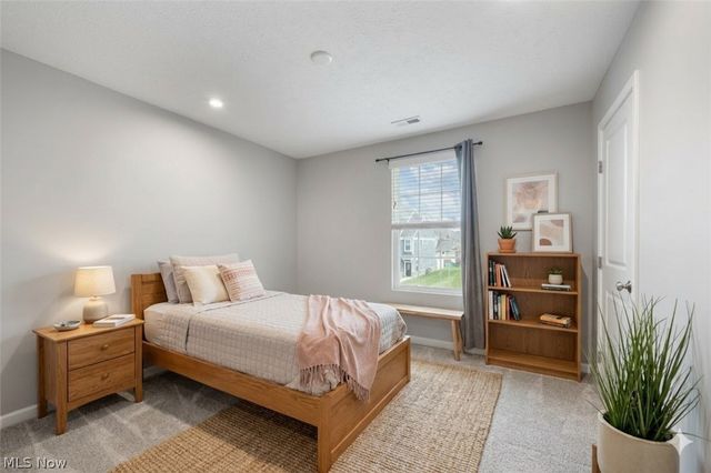 885 Dipper Lane 1, Aurora, OH 44202