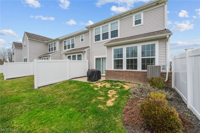 885 Dipper Lane 1, Aurora, OH 44202