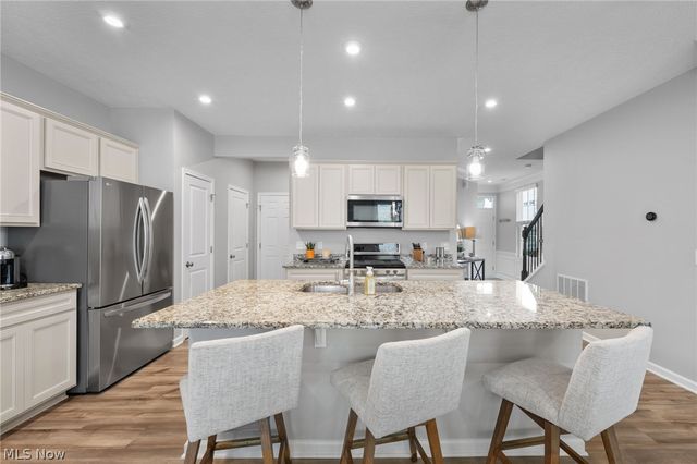 885 Dipper Lane 1, Aurora, OH 44202