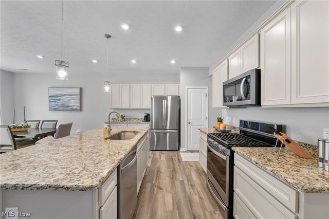 885 Dipper Lane 1, Aurora, OH 44202