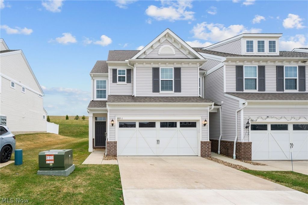 885 Dipper Lane 1, Aurora, OH 44202