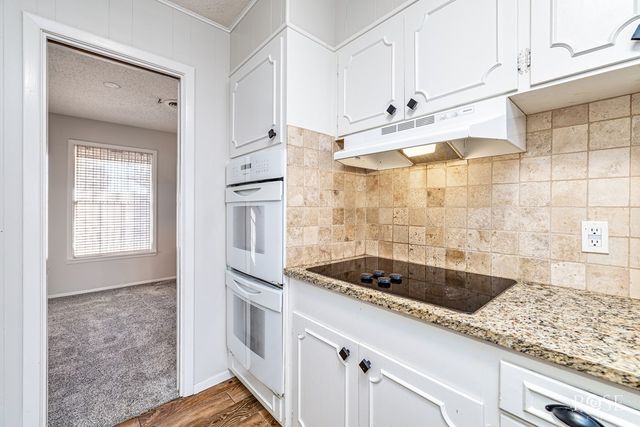 2702 Tanglewood Dr, San Angelo, TX 76904