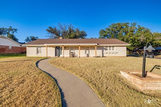 2702 Tanglewood Dr, San Angelo, TX 76904