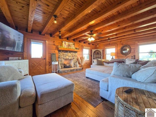 420 Curd Cemetery Rd, Dexter, KY 42036