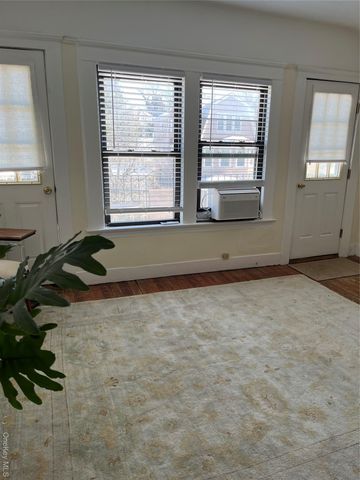 51 Parkway Road 3, Bronxville, NY 10708