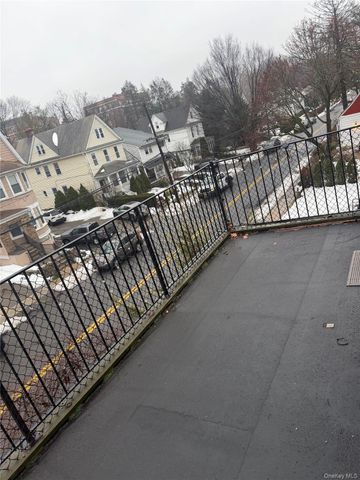 51 Parkway Road 3, Bronxville, NY 10708