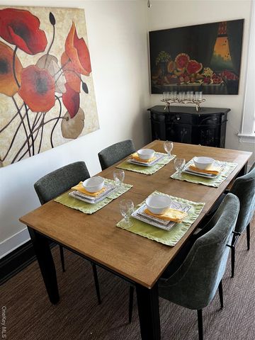 51 Parkway Road 3, Bronxville, NY 10708