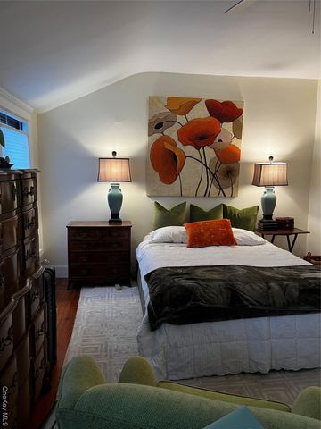 51 Parkway Road 3, Bronxville, NY 10708