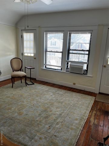 51 Parkway Road 3, Bronxville, NY 10708