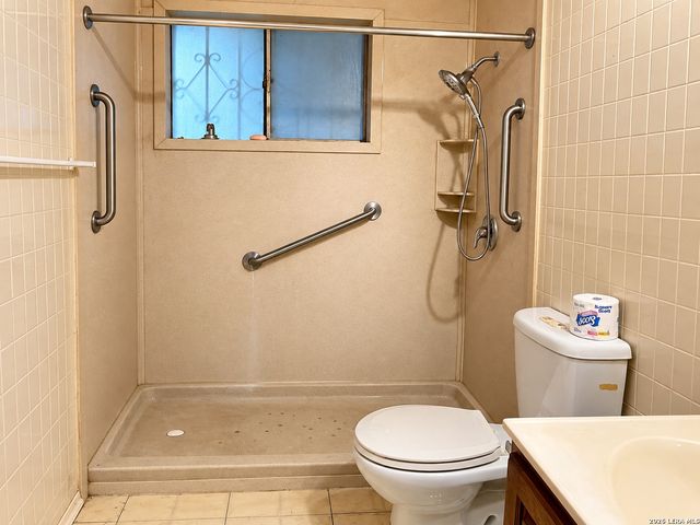 2310 Six Mile, San Antonio, TX 78224