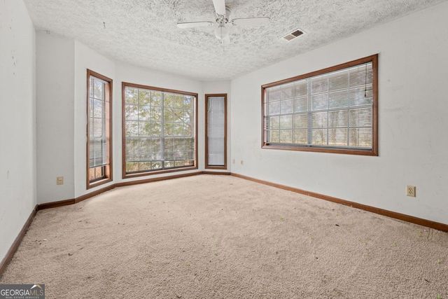 1043 Ascot Court, Riverdale, GA 30296