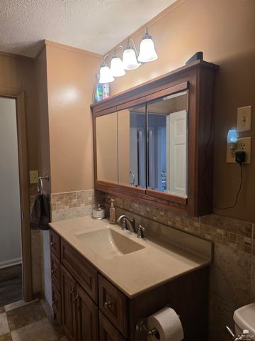 1410 NW 4th Street, Abilene, KS 67410