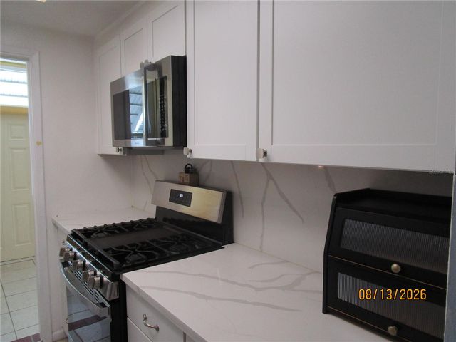1900 59TH AVENUE N 115, St Petersburg, FL 33714