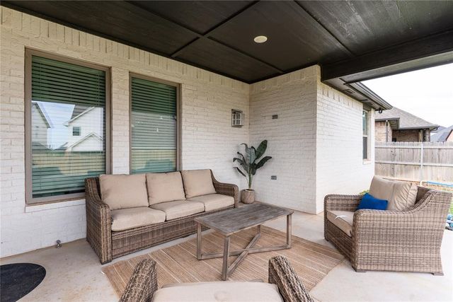 14521 Rochefort Lane, Yukon, OK 73099