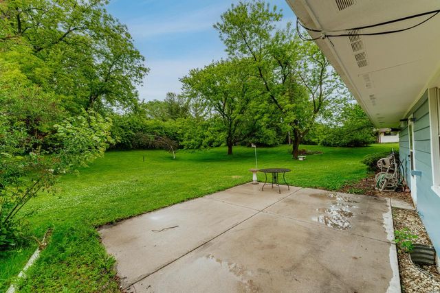 N78W16300 Carl Ross DRIVE, Menomonee Falls, WI 53051