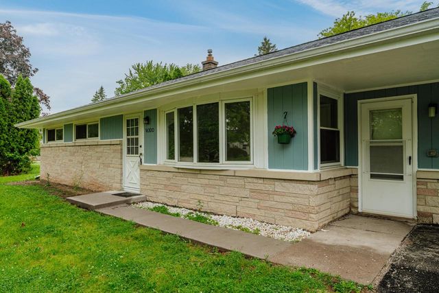 N78W16300 Carl Ross DRIVE, Menomonee Falls, WI 53051