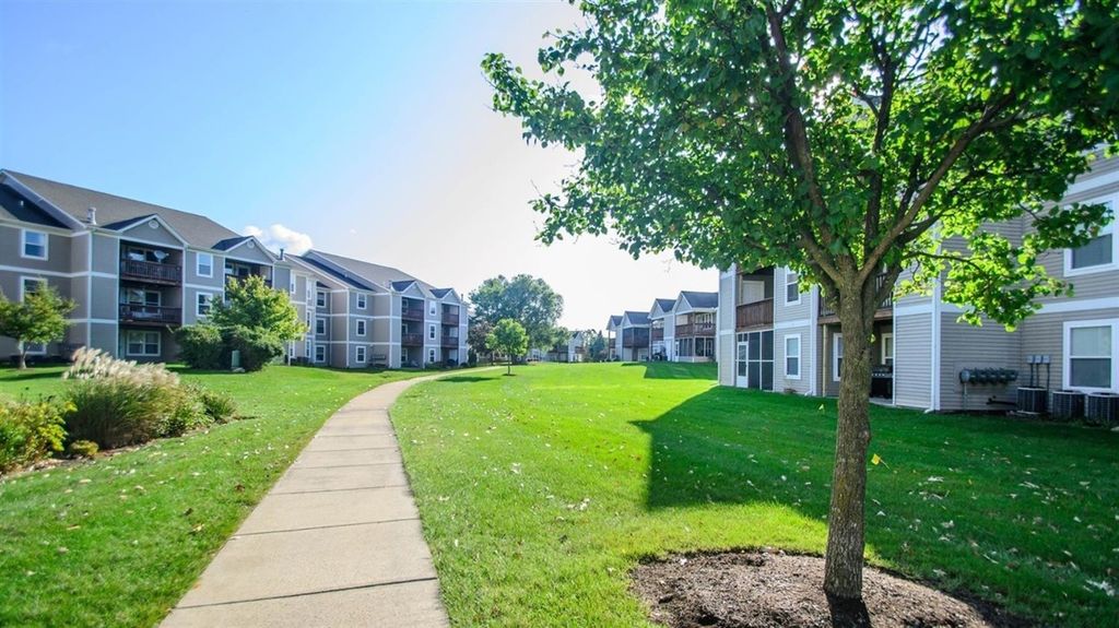 1419 Millbrook Trail, Ann Arbor, MI 48108