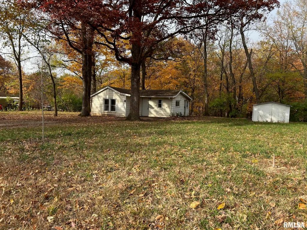 200 & 204 W FOREST Avenue, East Peoria, IL 61611