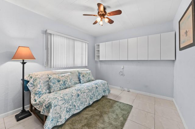 3906 Kewanee Road, Lake Worth, FL 33462