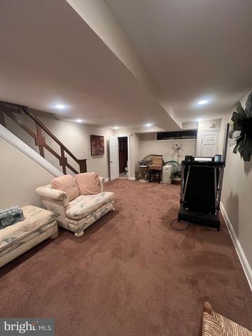 6023 WOODCREST AVE, Philadelphia, PA 19131