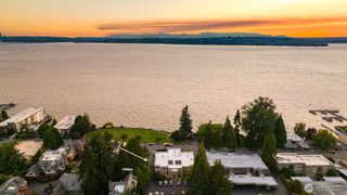 6620 Lake Washington Boulevard NE #101, Kirkland, WA 98033