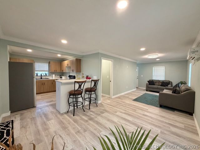 306 N Grant Avenue, Sand Springs, OK 74063