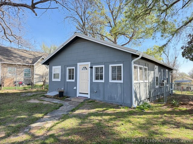 306 N Grant Avenue, Sand Springs, OK 74063