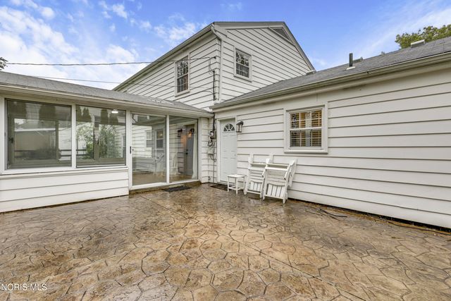 5959 Granville Drive, Sylvania, OH 43560
