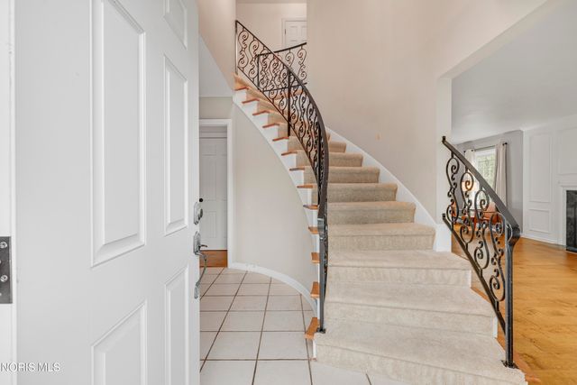 5959 Granville Drive, Sylvania, OH 43560