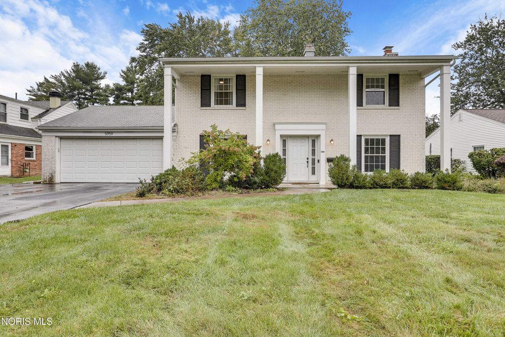 5959 Granville Drive, Sylvania, OH 43560