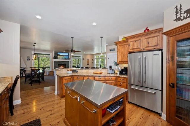 1036 Sandalwood, Lake Arrowhead, CA 92352