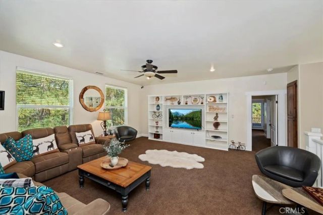 1036 Sandalwood, Lake Arrowhead, CA 92352