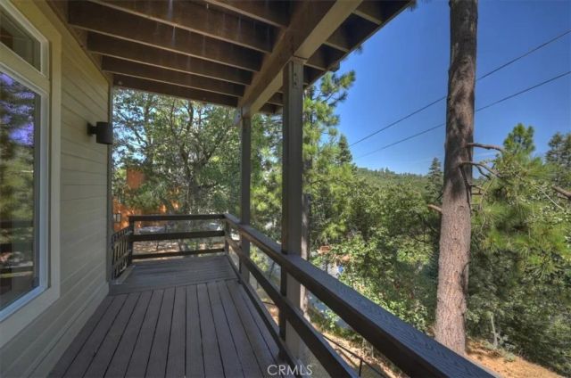 1036 Sandalwood, Lake Arrowhead, CA 92352