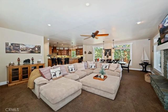 1036 Sandalwood, Lake Arrowhead, CA 92352
