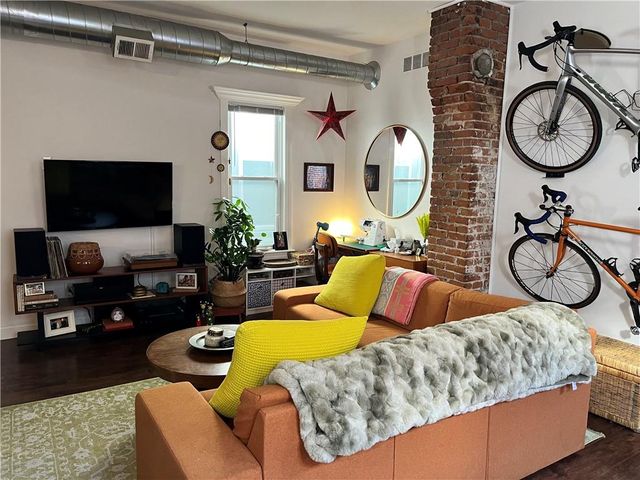 1842 Washington Street, Kansas City, MO 64108