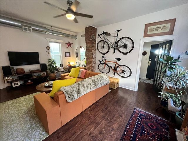 1842 Washington Street, Kansas City, MO 64108