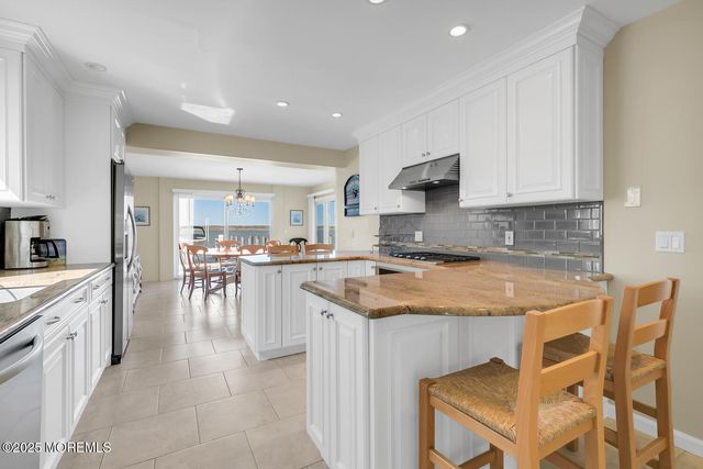 233 Curtis Point Drive, Mantoloking, NJ 08738