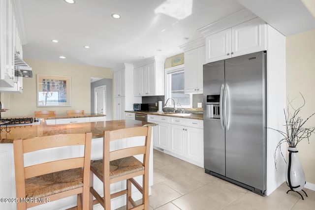 233 Curtis Point Drive, Mantoloking, NJ 08738