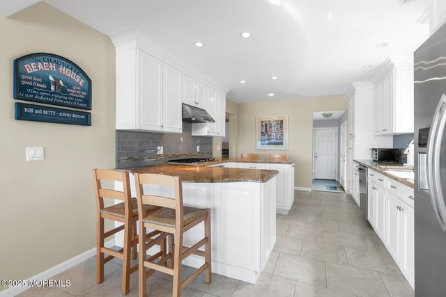 233 Curtis Point Drive, Mantoloking, NJ 08738