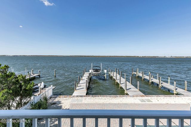 233 Curtis Point Drive, Mantoloking, NJ 08738