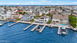 233 Curtis Point Drive, Mantoloking, NJ 08738